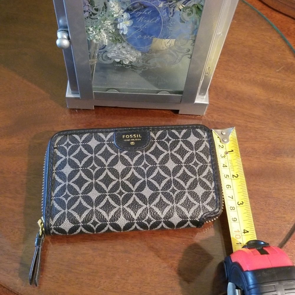 NWT Fossil wallet